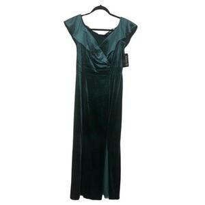 Alexa B nites deep hunter Green velvet surplice off shoulder Maxi dress size 8